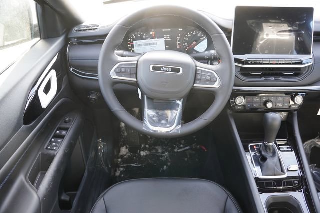 New 2026 Jeep Compass Limited image 12