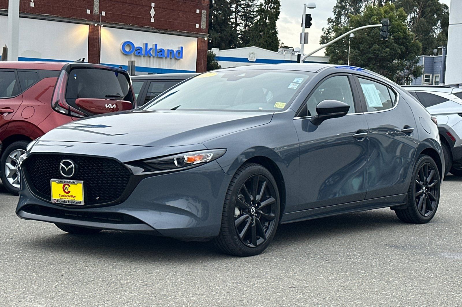 Used 2022 MAZDA MAZDA3 s image 9