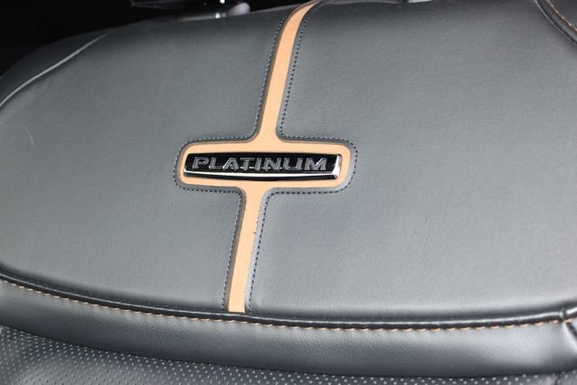 Used 2024 Ford F250 Platinum image 30