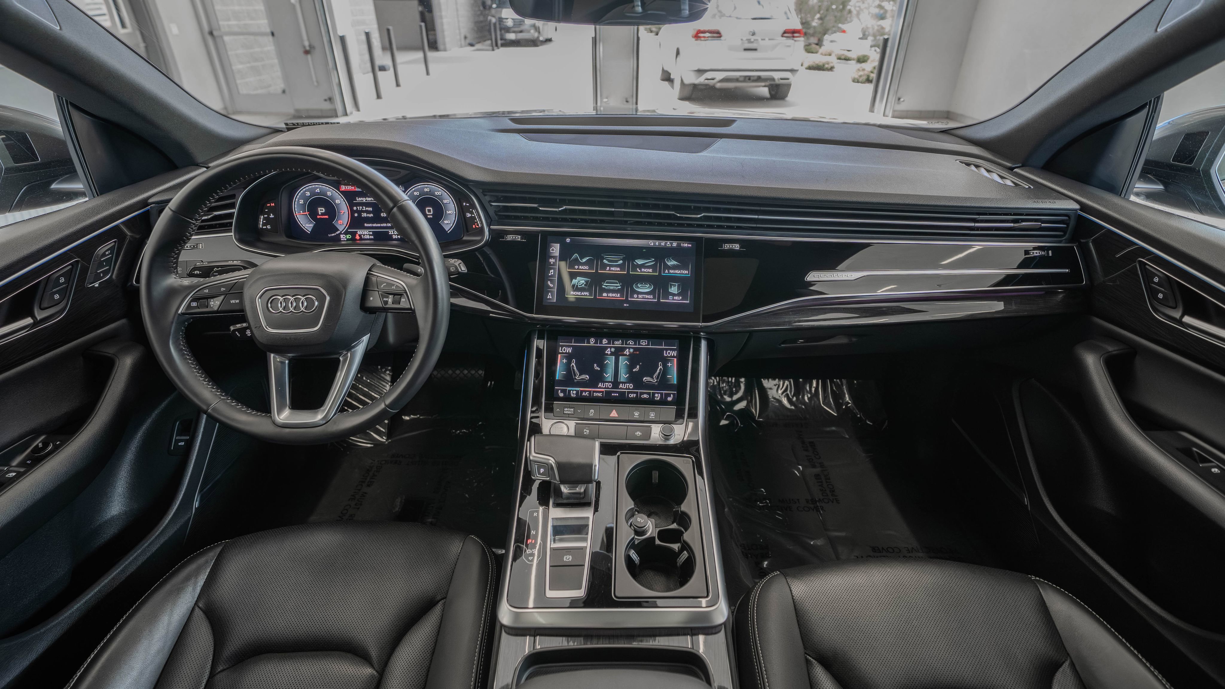 Used 2020 Audi Q8 Premium Plus AWD/4WD image 8