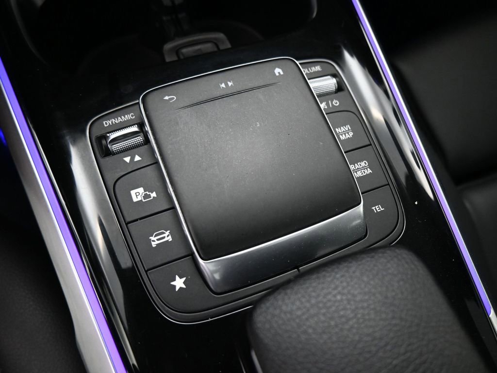 Used 2023 Mercedes-Benz GLB 250 4MATIC image 15