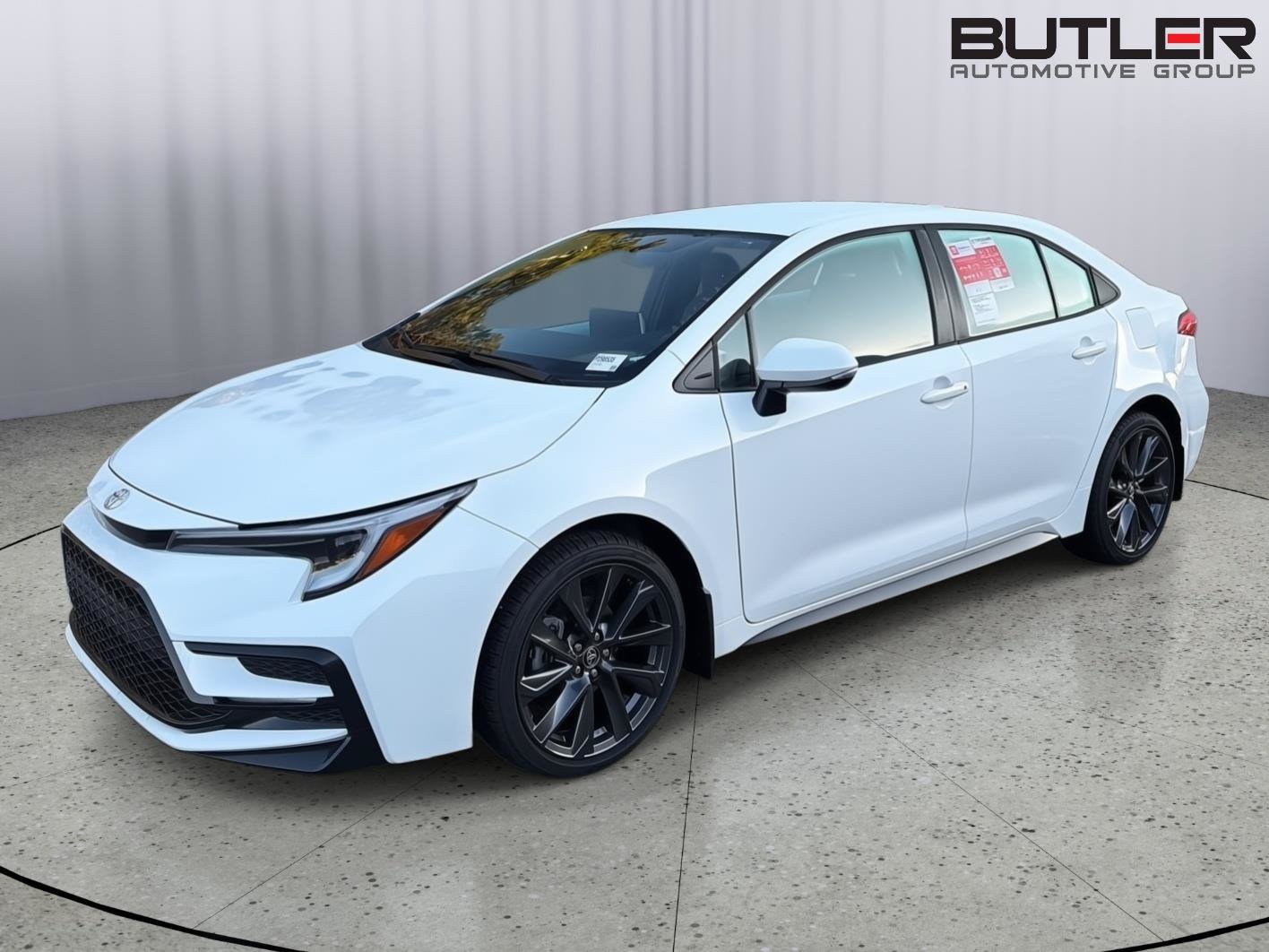 New 2026 Toyota Corolla SE w/ SE Package FWD image 2