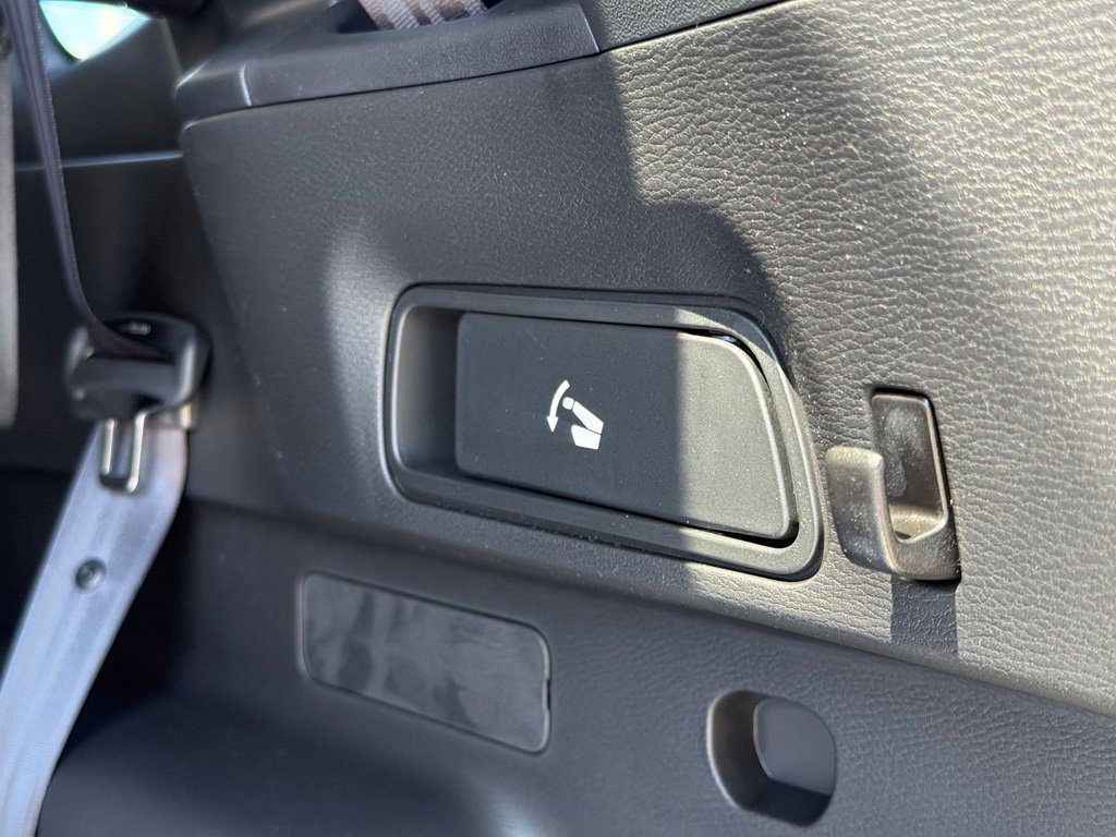 New 2026 Mitsubishi Outlander SE FWD image 10