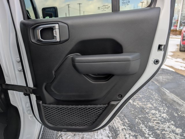 Used 2022 Jeep Wrangler Unlimited Sport image 18