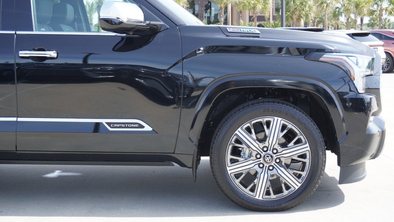 Used 2026 Toyota Sequoia Capstone image 9