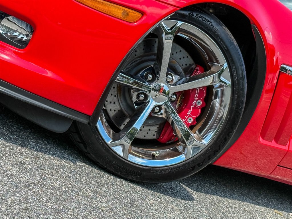 Used 2012 Chevrolet Corvette Grand Sport RWD image 9