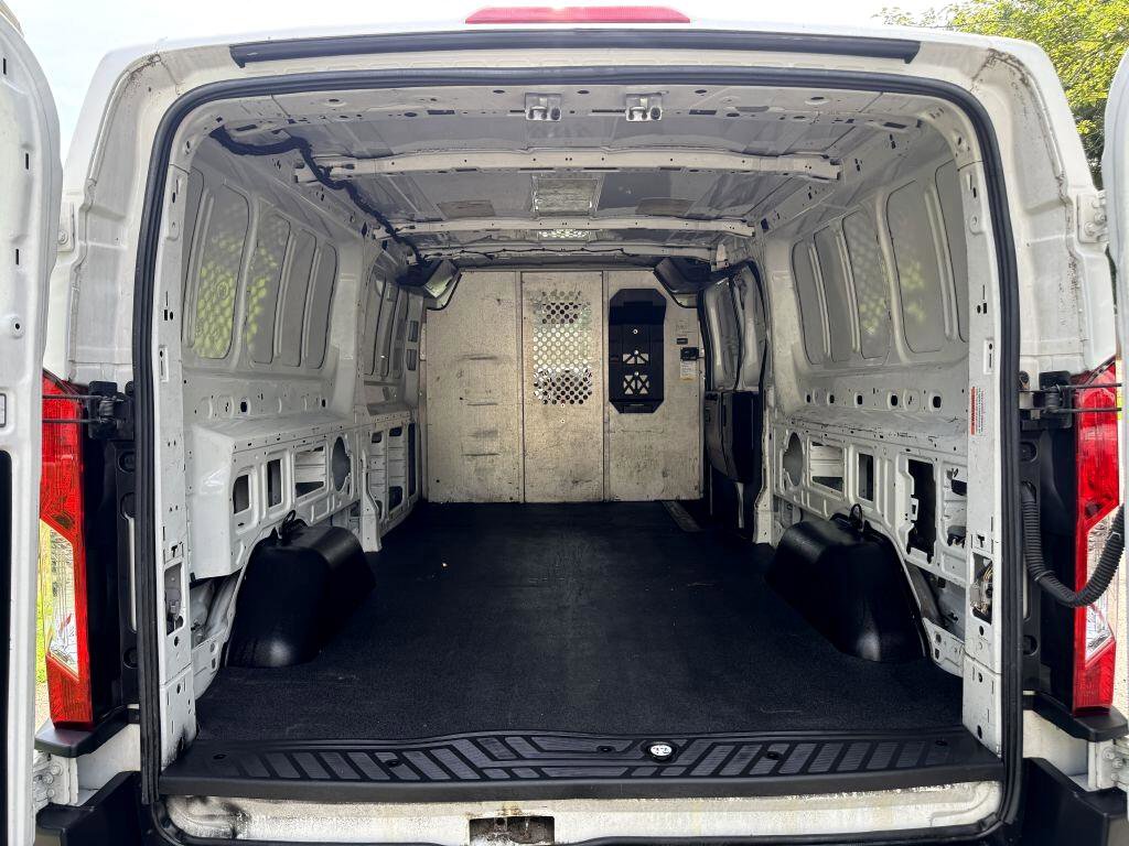 Used 2016 Ford Transit 250 148 Low Roof image 5