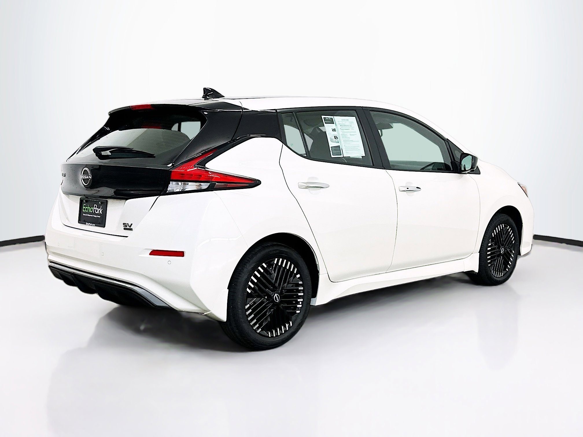 Used 2024 Nissan Leaf SV Plus FWD image 9