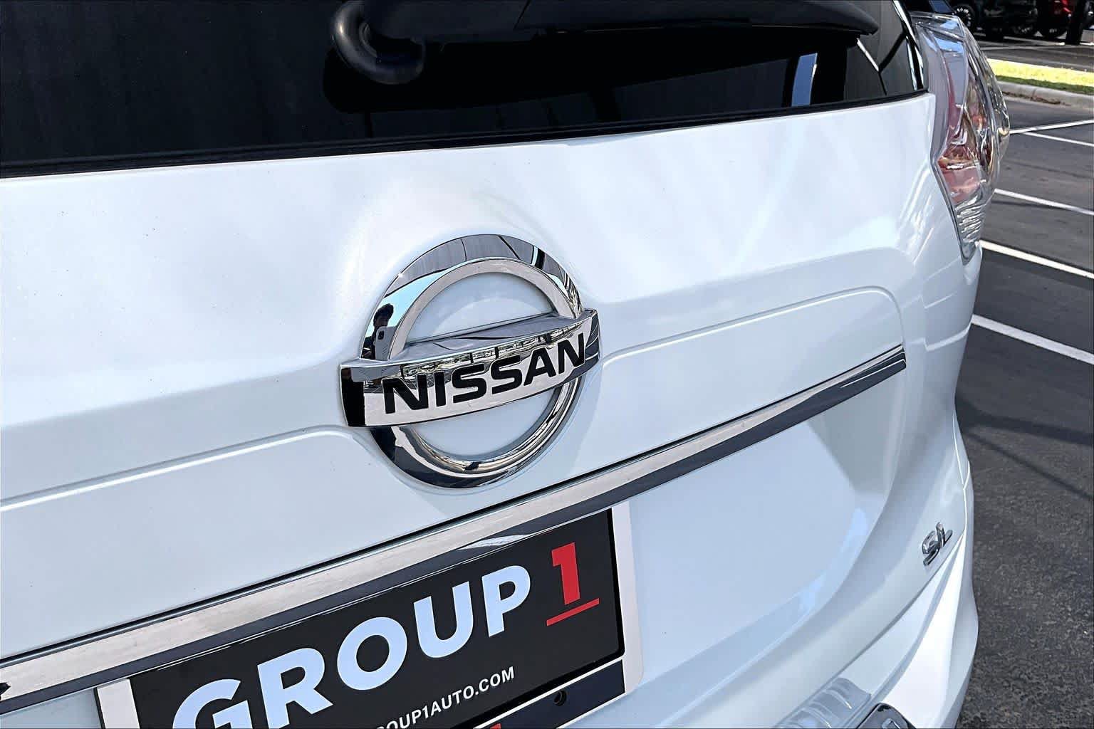 Used 2016 Nissan Rogue SL w/ SL Premium Package FWD image 31