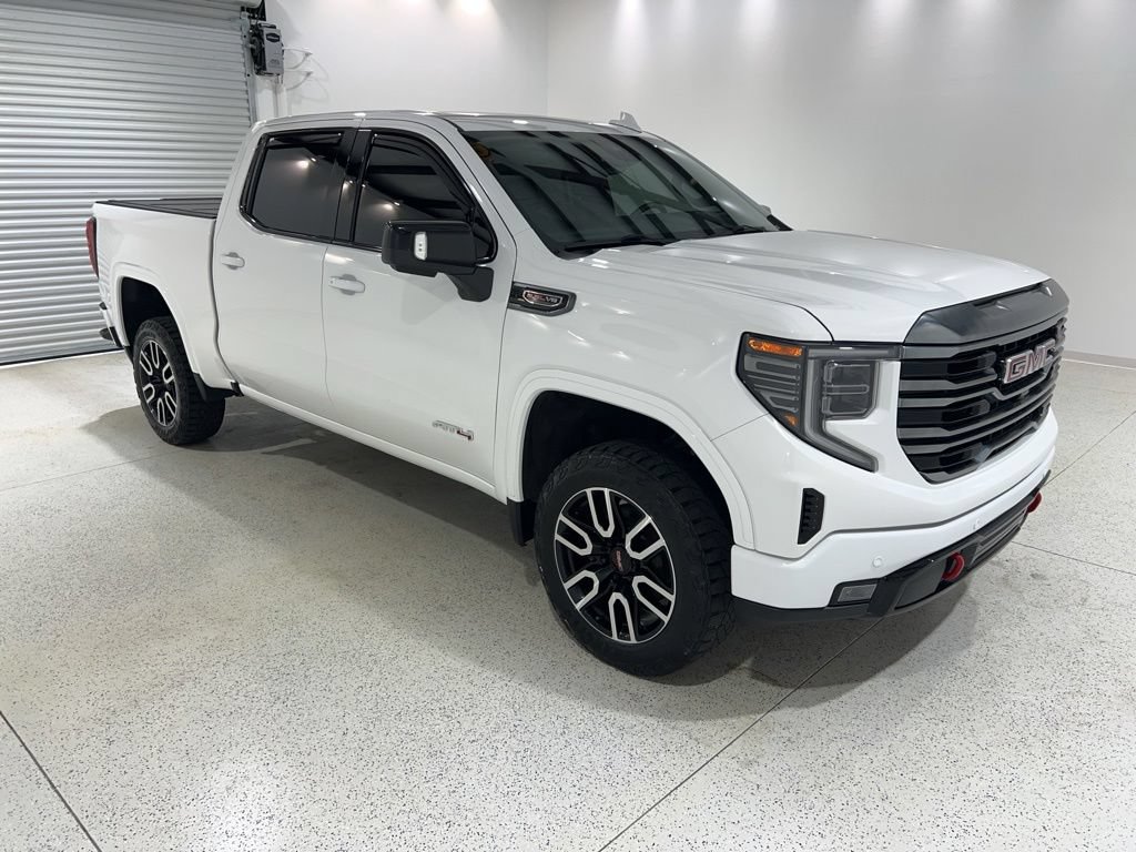 Used 2022 GMC Sierra 1500 AT4 w/ AT4 Premium Package AWD/4WD image 7