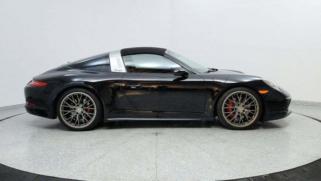 Used 2017 Porsche 911 Targa 4S image 6