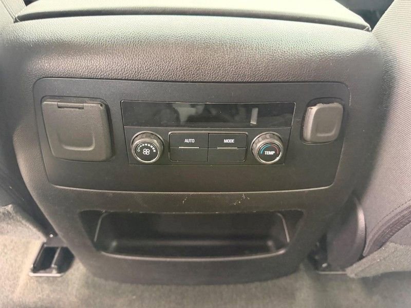 Used 2018 Chevrolet Tahoe LS w/ Enhanced Driver Alert Package AWD/4WD image 8