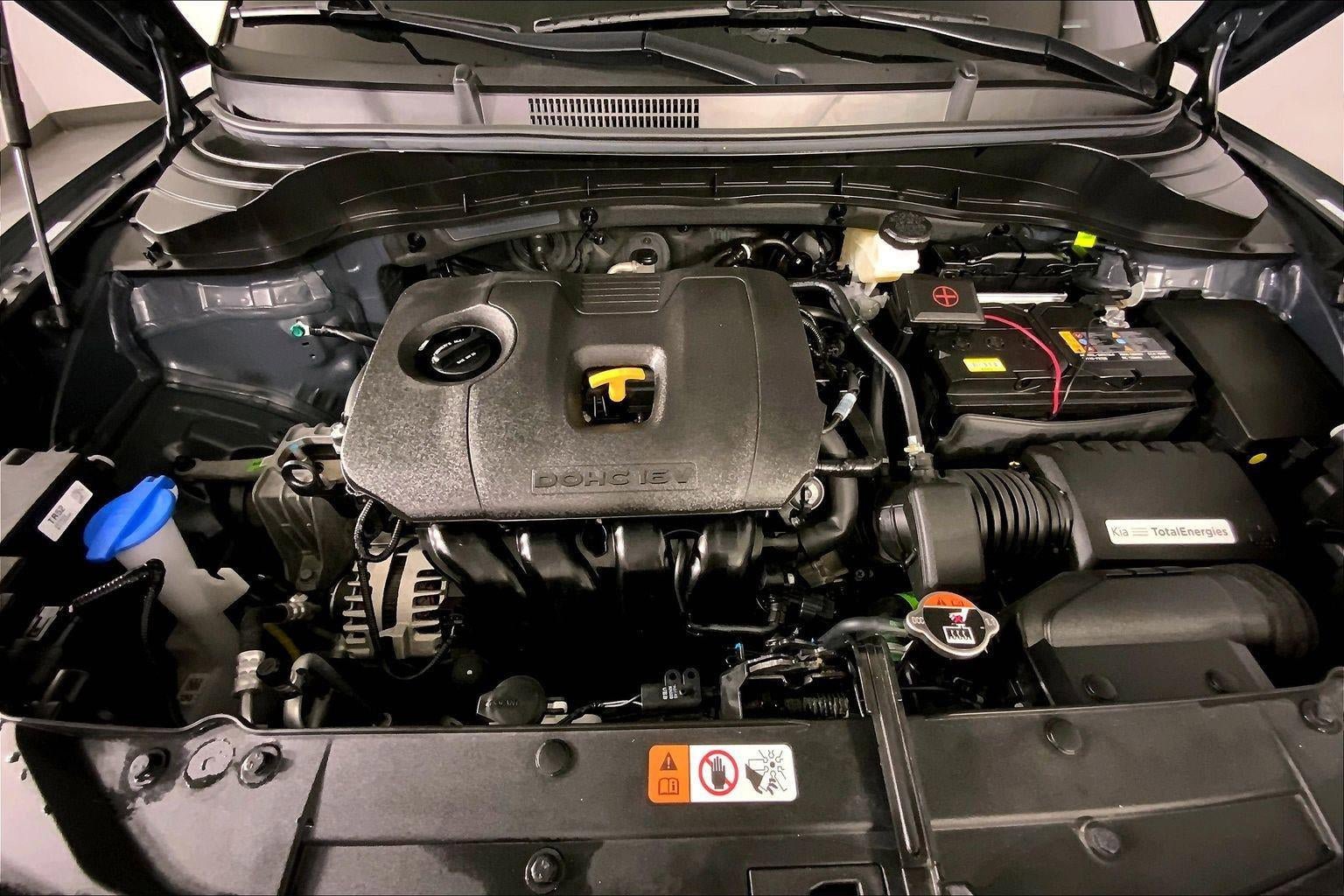 Certified 2025 Kia Soul LX FWD image 10