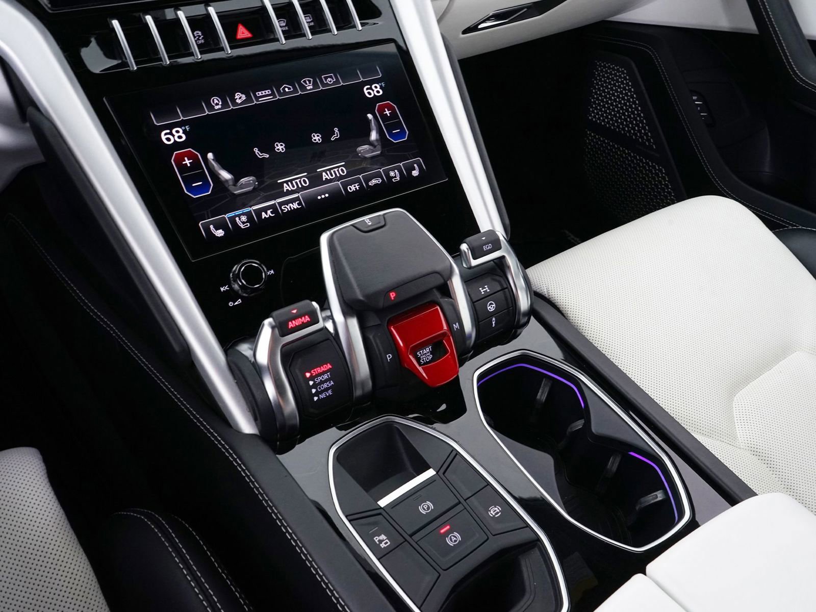 Used 2022 Lamborghini Urus image 31