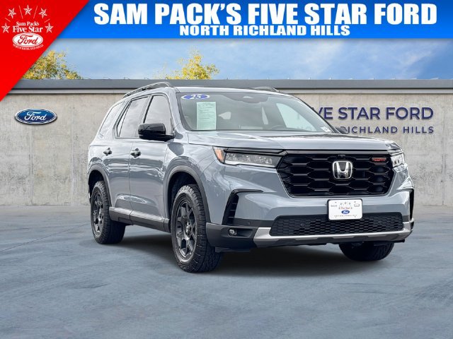 Used 2025 Honda Pilot TrailSport
