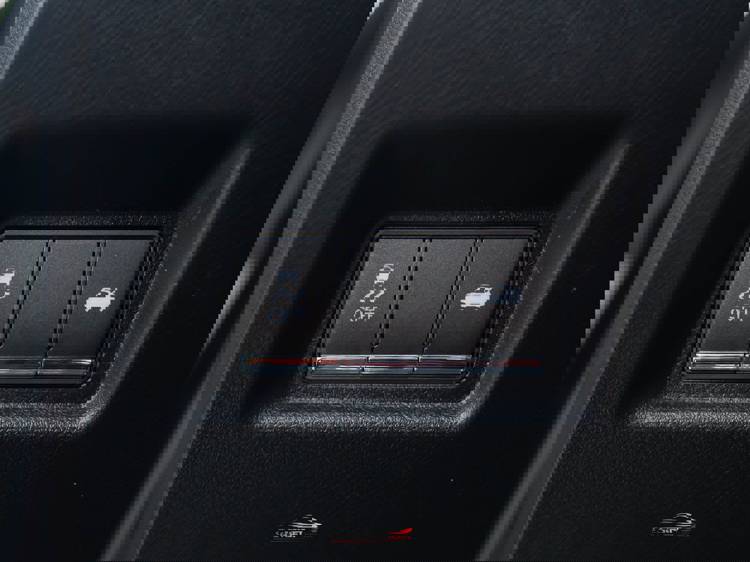 Used 2019 INFINITI Q60 Red Sport 400 w/ Proactive Package image 36