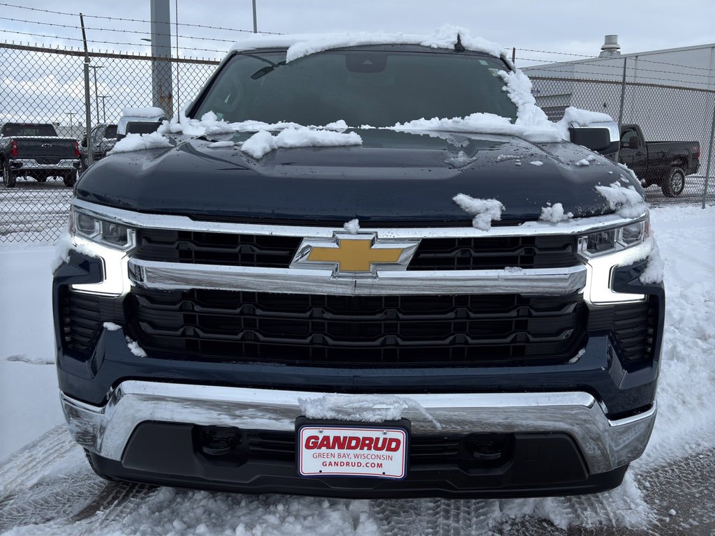 Used 2022 Chevrolet Silverado 1500 LT image 3