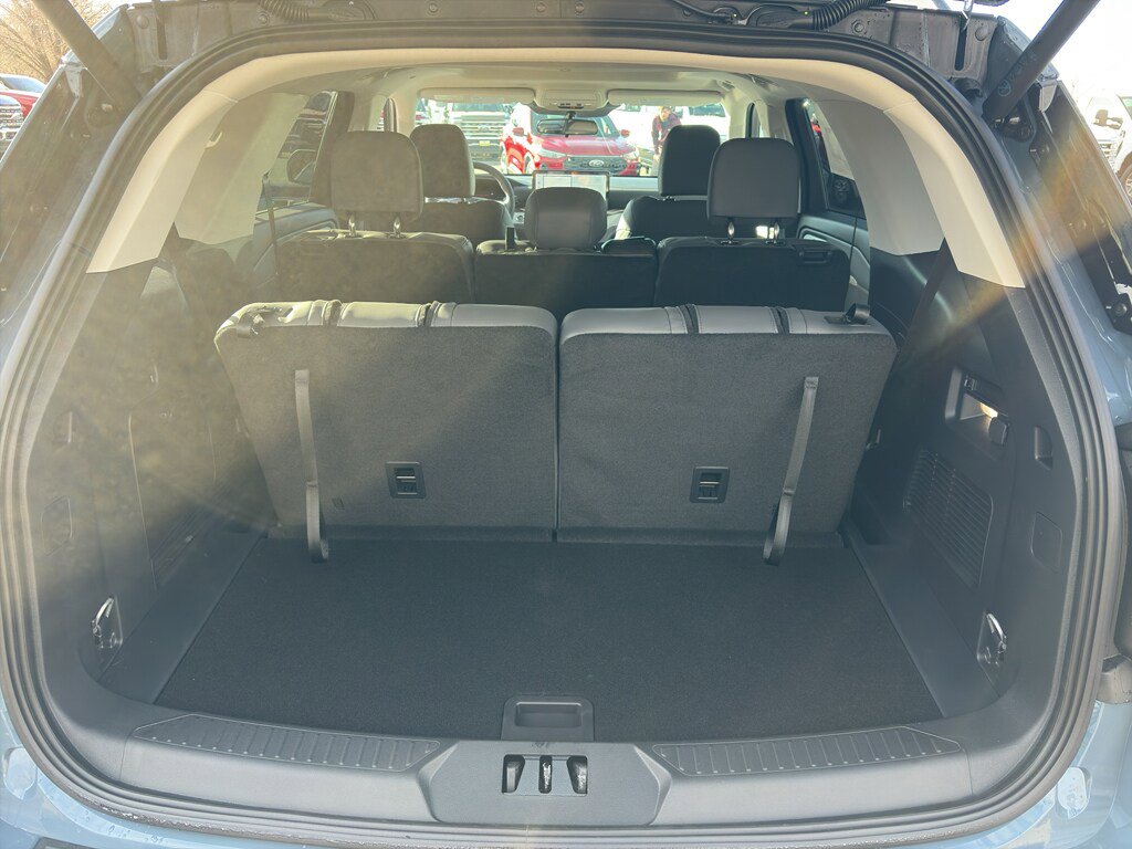 New 2026 Ford Explorer Active w/ Active Comfort Package image 31