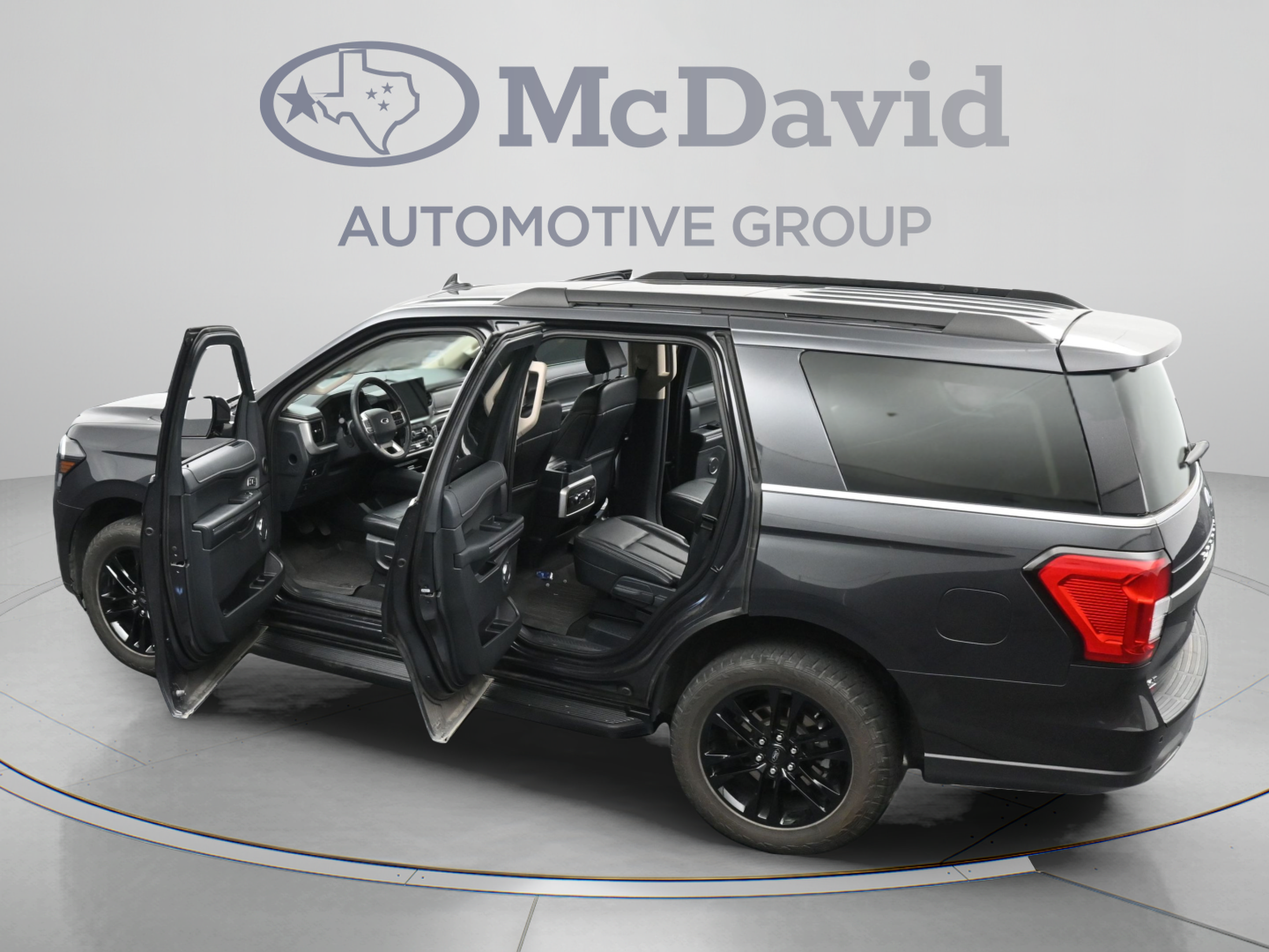 Used 2024 Ford Expedition XLT RWD image 46