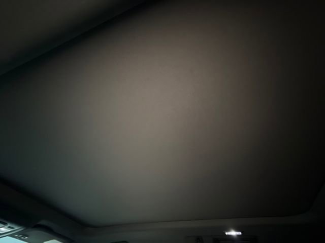 Used 2021 Chevrolet Tahoe LT w/ LT Signature Package RWD image 18