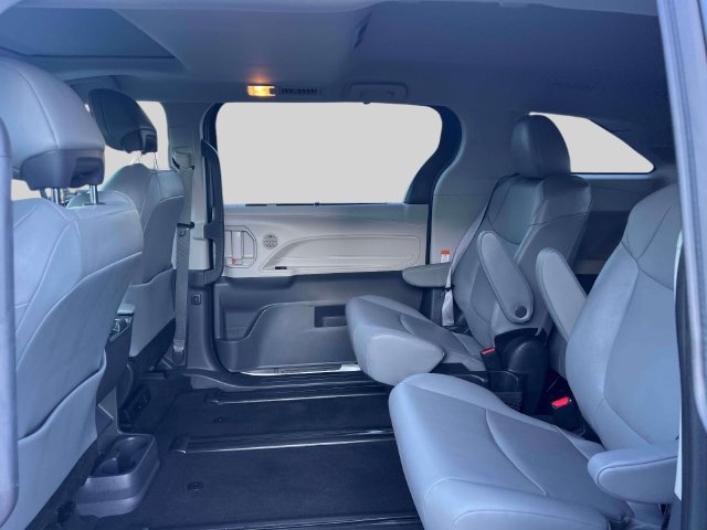 Certified 2024 Toyota Sienna XLE w/ XLE Plus Package AWD/4WD image 16