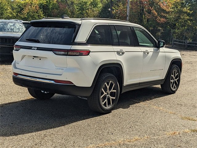 New 2025 Jeep Grand Cherokee Limited image 3