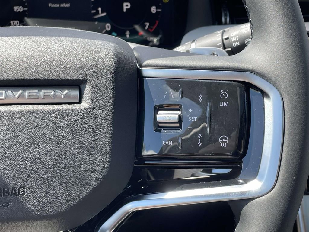 New 2026 Land Rover Discovery Sport Landmark image 38