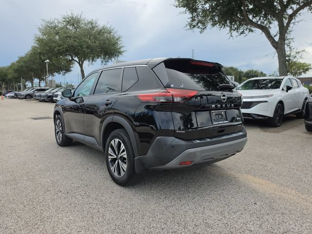 Certified 2022 Nissan Rogue SV FWD image 6