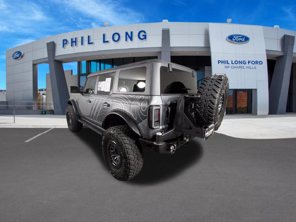 Used 2023 Ford Bronco Badlands w/ Sasquatch Package AWD/4WD image 3