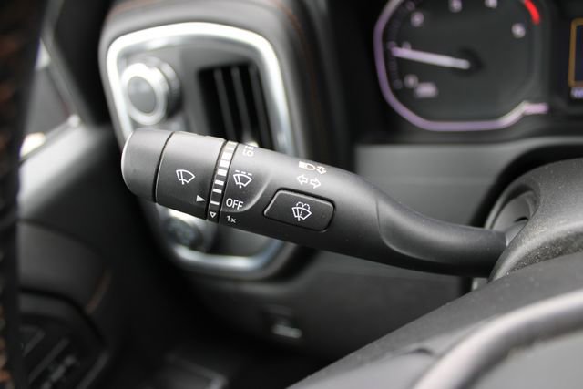 Used 2022 GMC Sierra 2500 AT4 w/ AT4 Preferred Package image 7