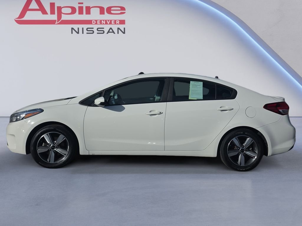 Used 2018 Kia Forte S image 2