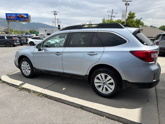 Used 2016 Subaru Outback 2.5i Premium AWD/4WD image 3