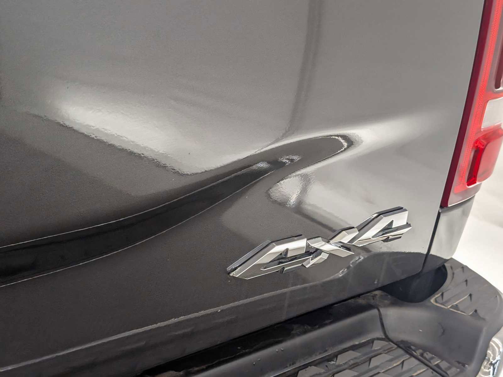 Used 2020 RAM 2500 Laramie image 16