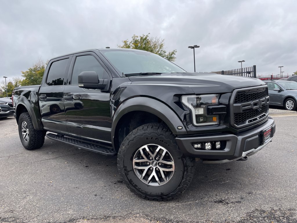 Used 2017 Ford F150 Raptor w/ Equipment Group 801A Mid