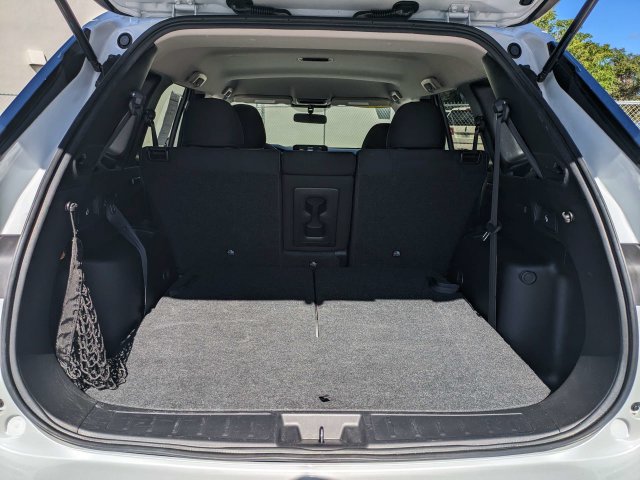 Used 2024 Mitsubishi Outlander ES FWD image 13