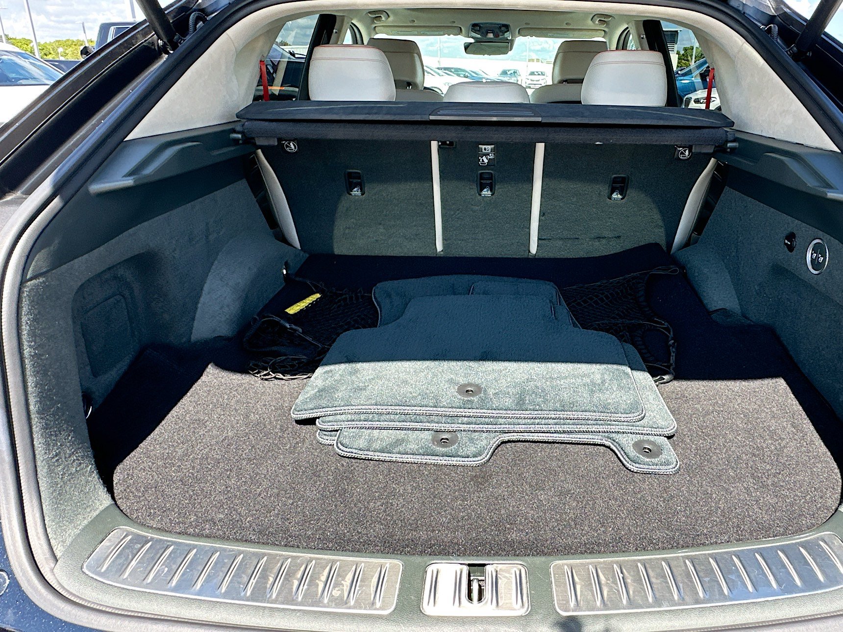 Used 2025 Genesis GV80 3.5T e-SC AWD/4WD image 28