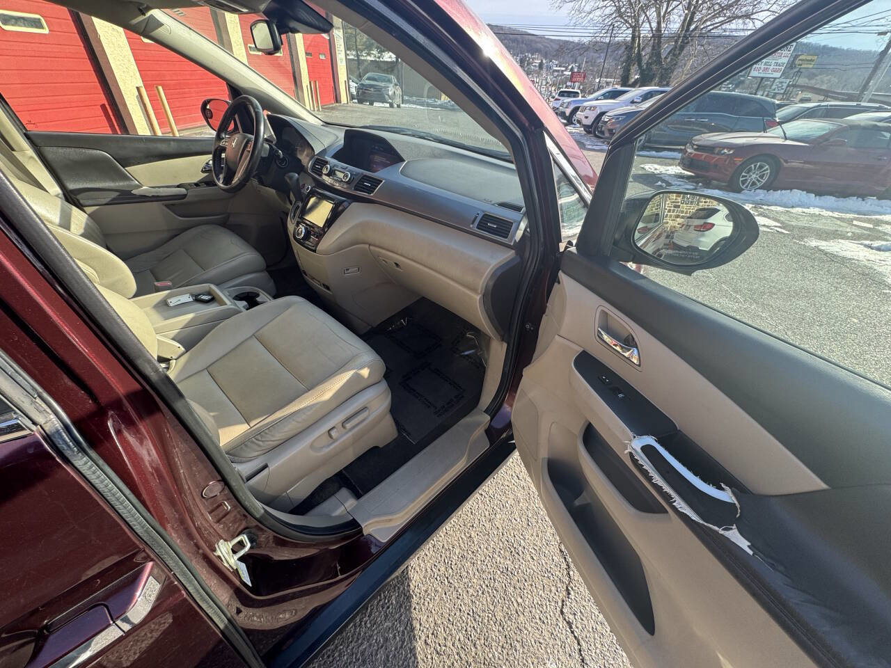 Used 2014 Honda Odyssey EX-L image 15