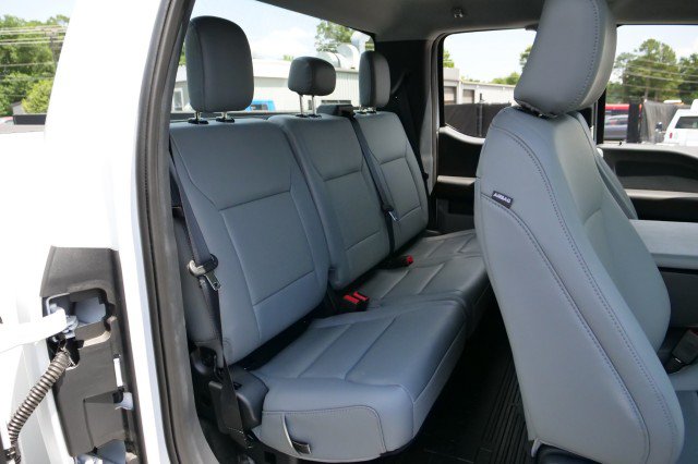 Used 2025 Ford F250 XL RWD image 30