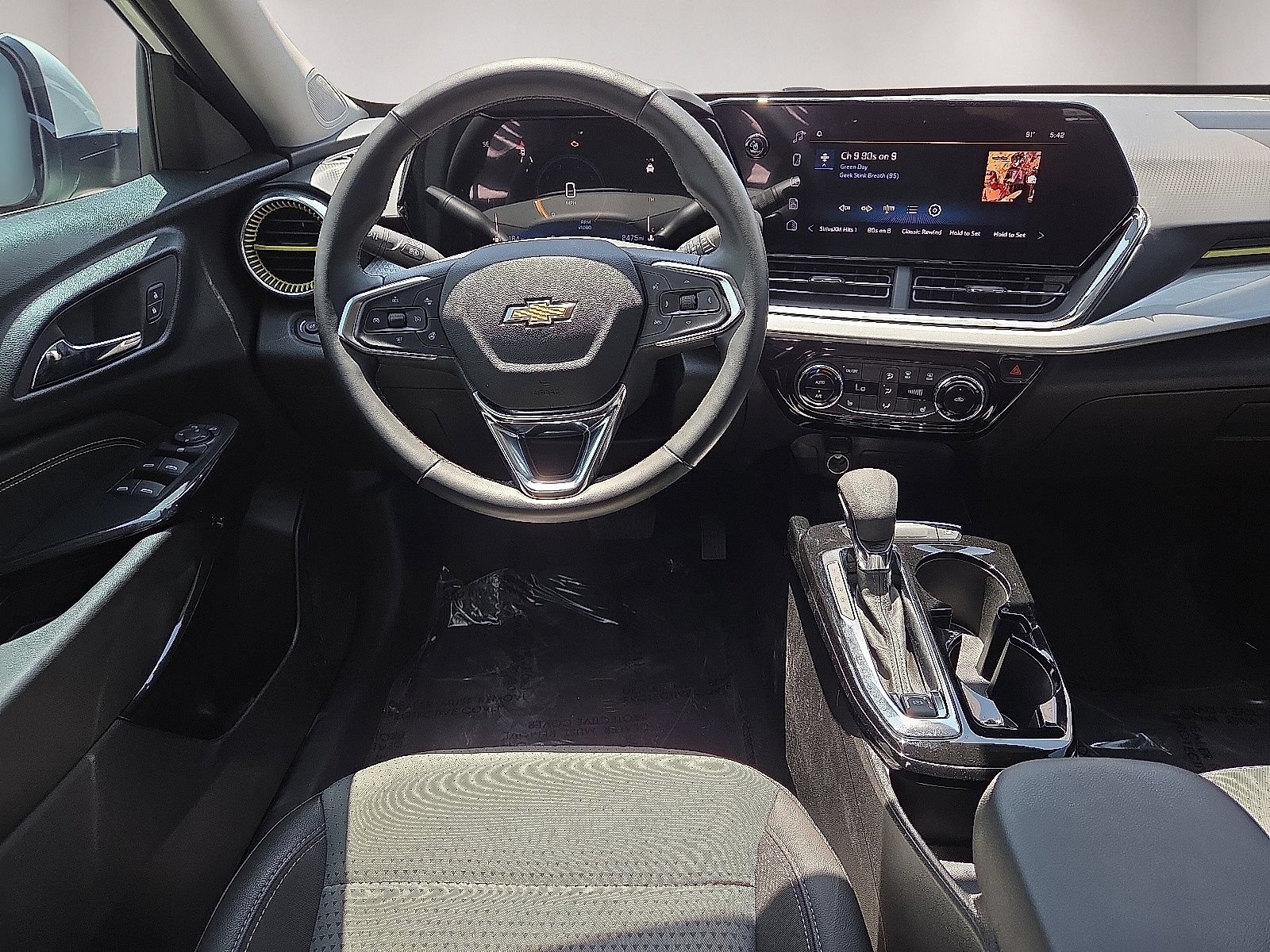Used 2026 Chevrolet Trax LT w/ Driver Confidence Package FWD image 19