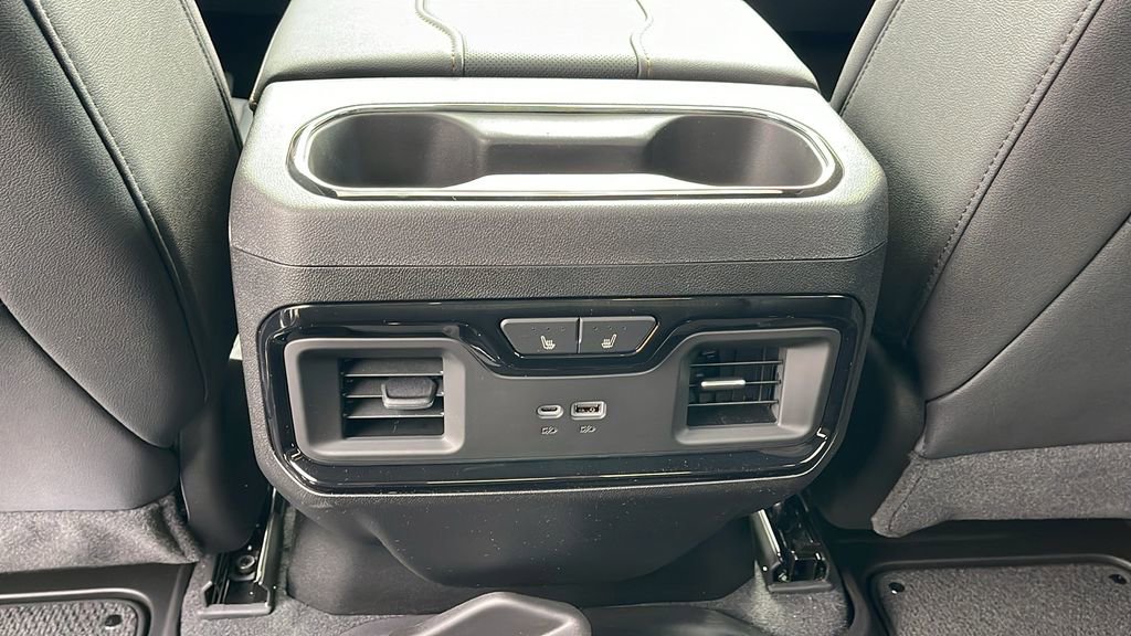 New 2026 GMC Sierra 2500 AT4 w/ AT4 Premium Plus Package image 18