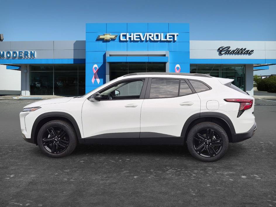 Certified 2026 Chevrolet Trax ACTIV FWD image 2