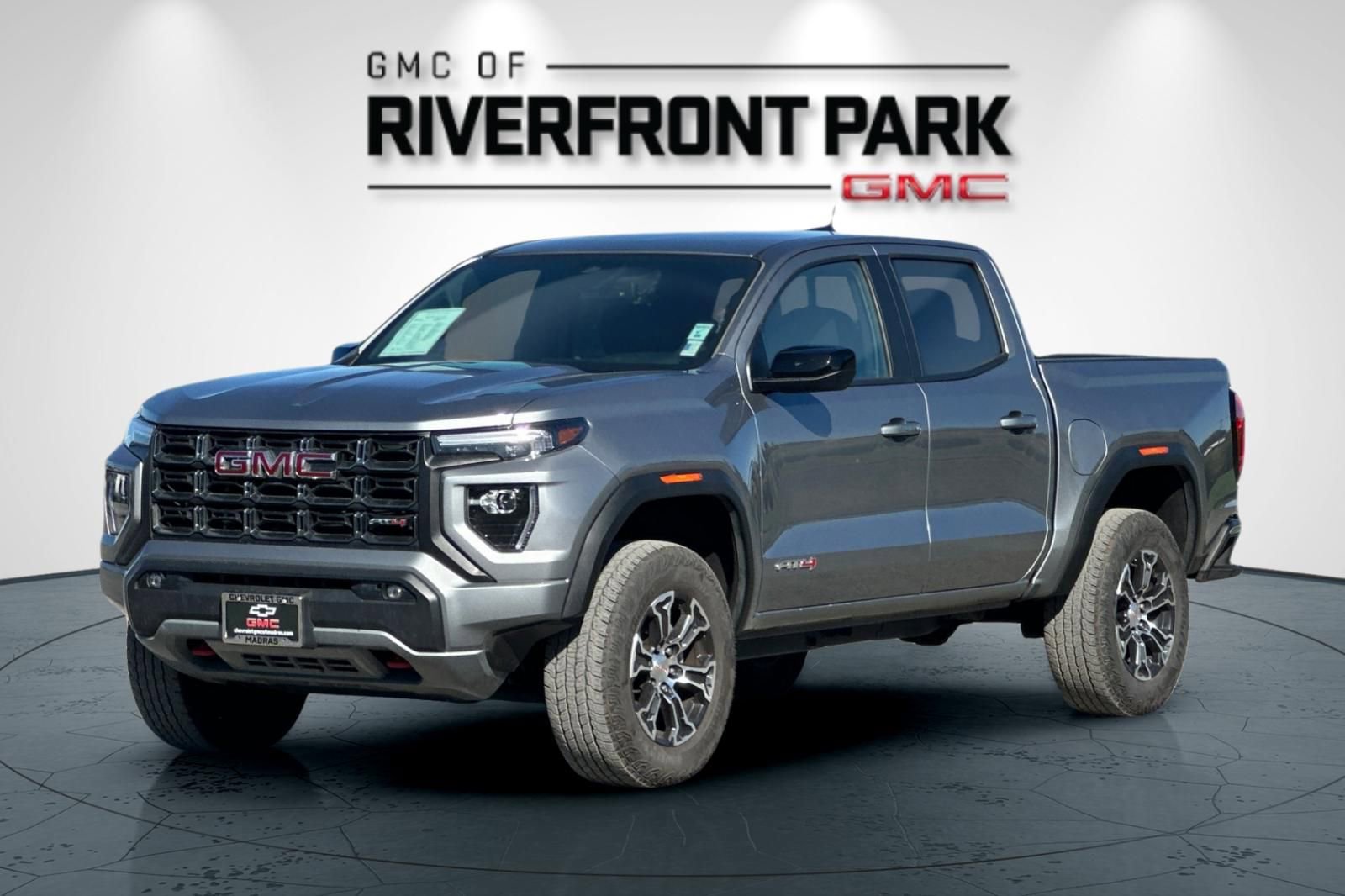 Used 2023 GMC Canyon AT4 w/ AT4 Premium Package AWD/4WD image 7