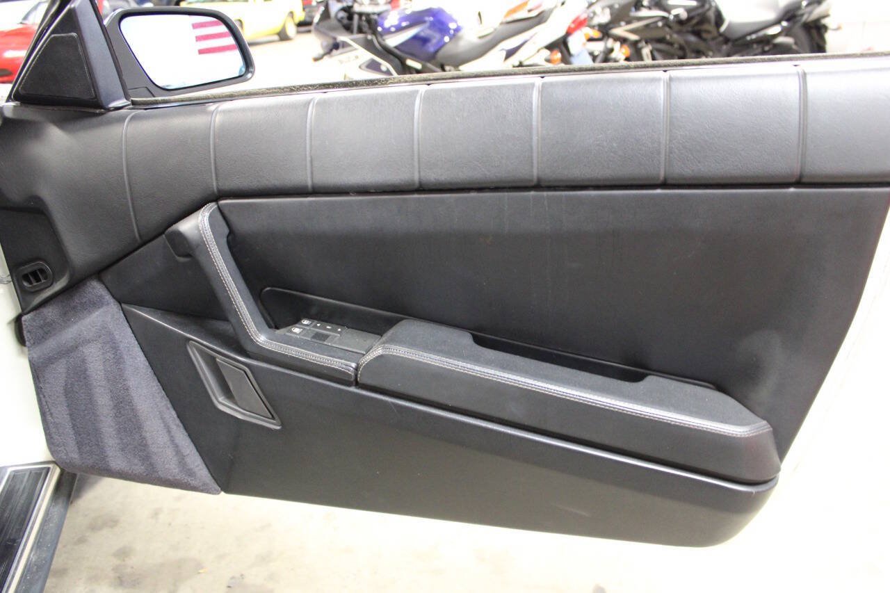 Used 1993 Cadillac Allante FWD image 36