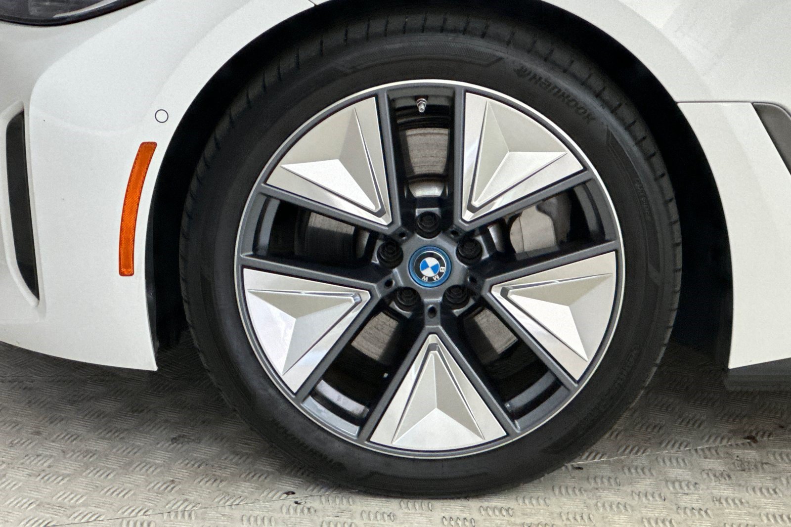 Certified 2023 BMW i4 eDrive40 RWD image 12