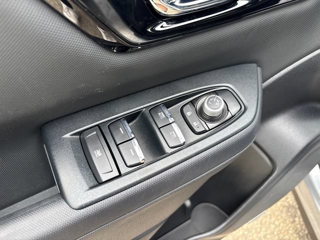 Used 2025 Subaru Forester Limited AWD/4WD image 26