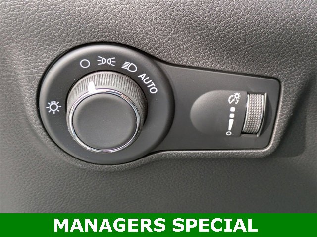 New 2025 Jeep Compass Sport image 14