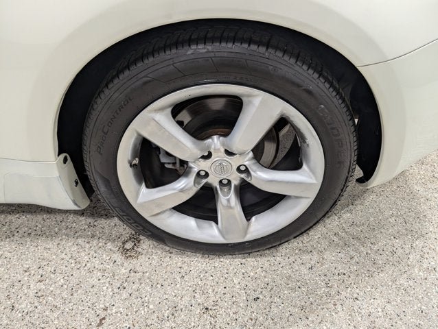 Used 2006 Nissan 350Z Enthusiast w/ (K96) Aerodynamics Pkg RWD image 10