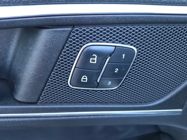 Used 2016 Ford Edge Sport w/ Equipment Group 401A AWD/4WD image 17