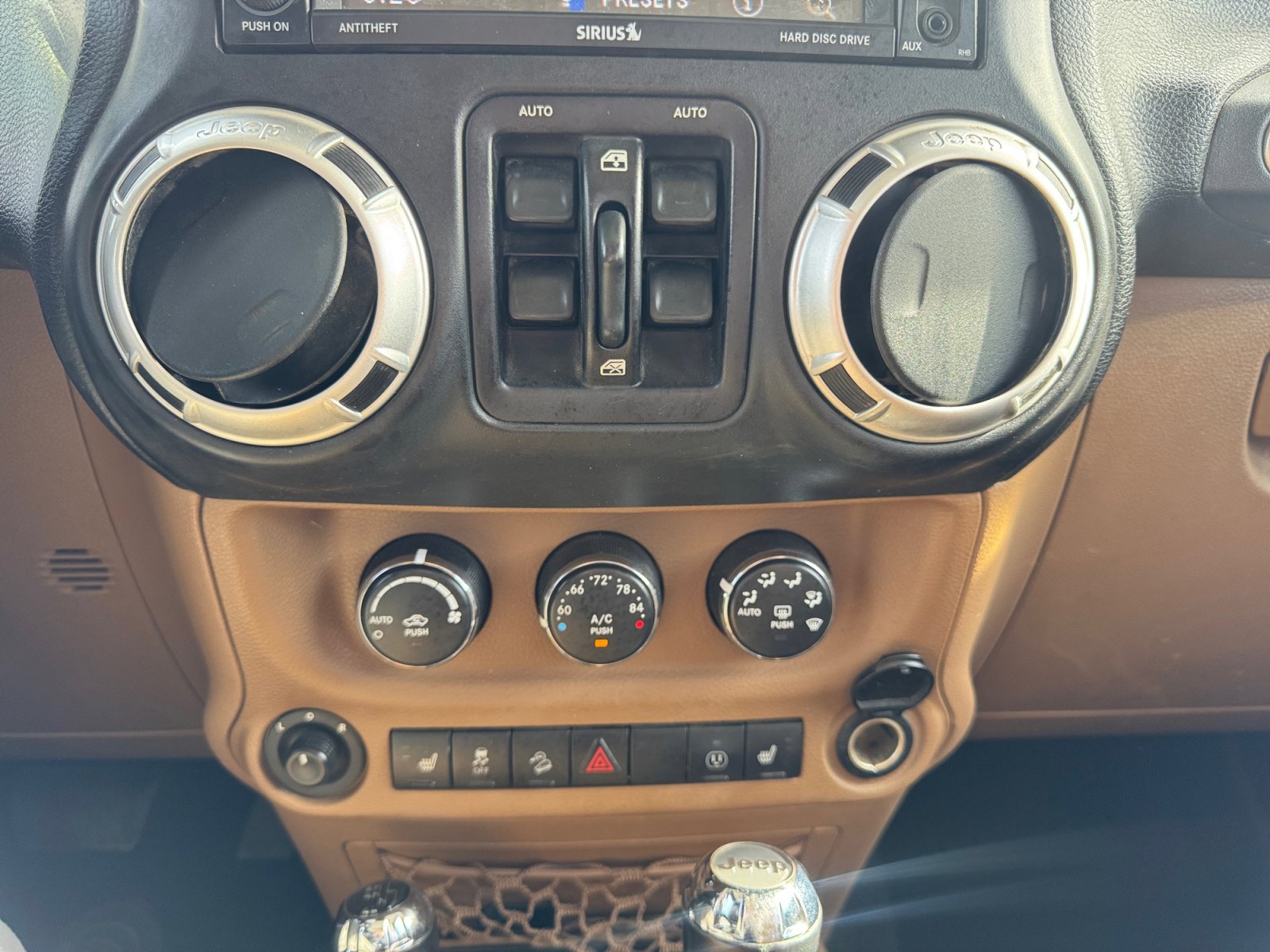 Used 2015 Jeep Wrangler Unlimited Sahara w/ Max Tow Package image 21