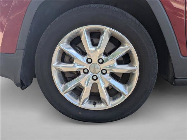 Used 2015 Jeep Cherokee Limited w/ Luxury Group FWD image 10